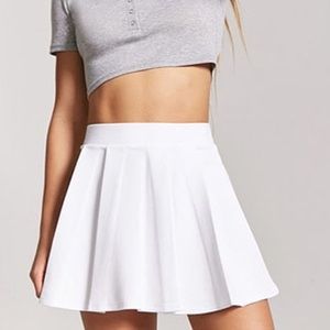 Forever 21 White Pleated Skater Skirt